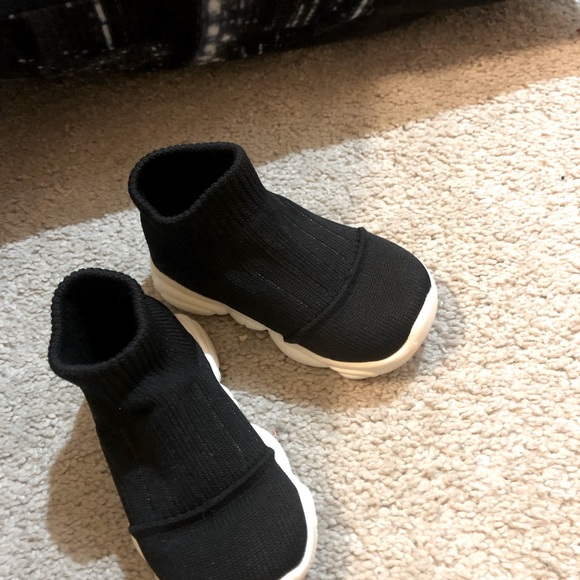 Toddler sock sneakers (Unisex) - Picture 2 of 7
